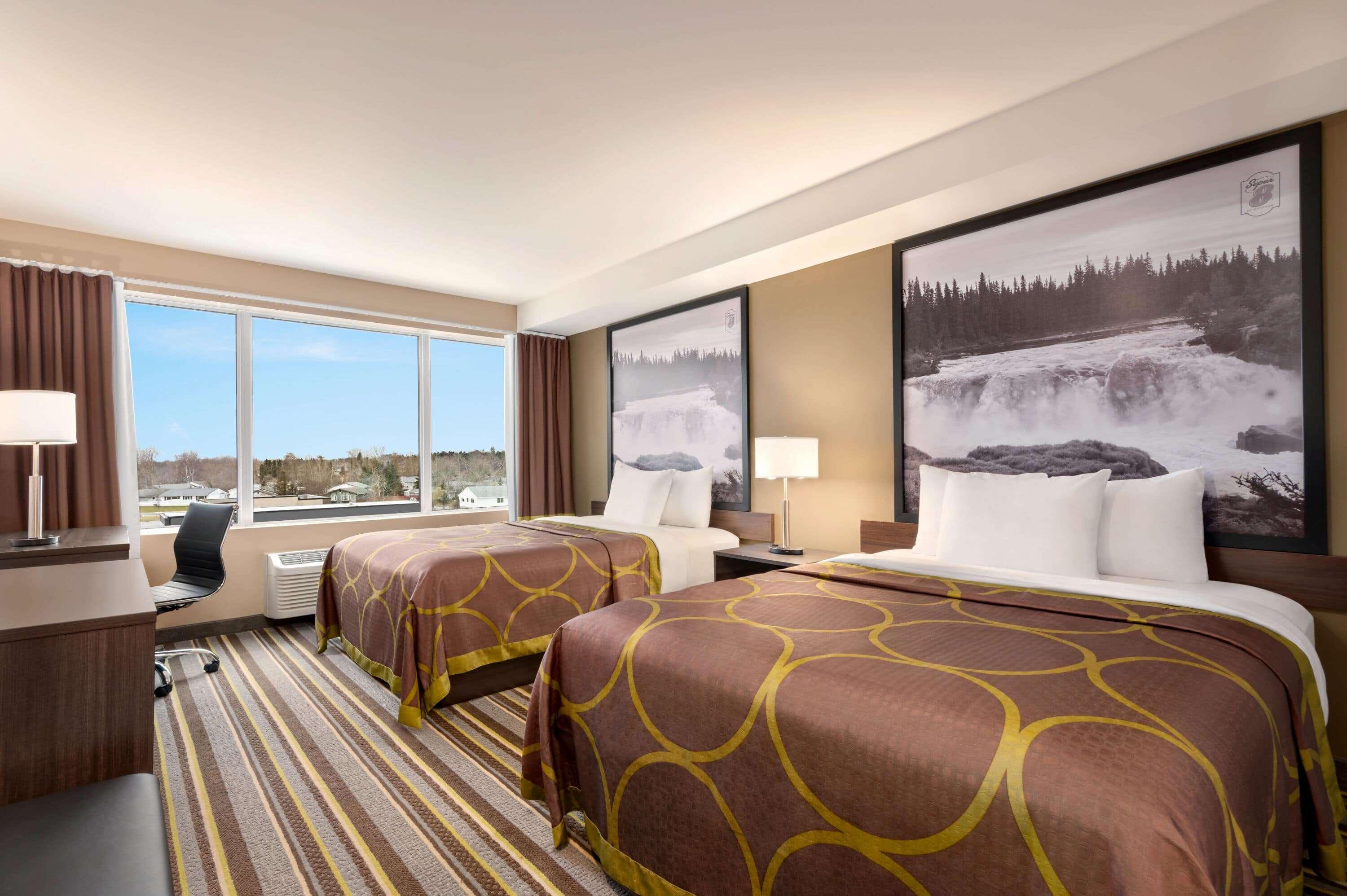 Super 8 By Wyndham Thompson Hotell Eksteriør bilde