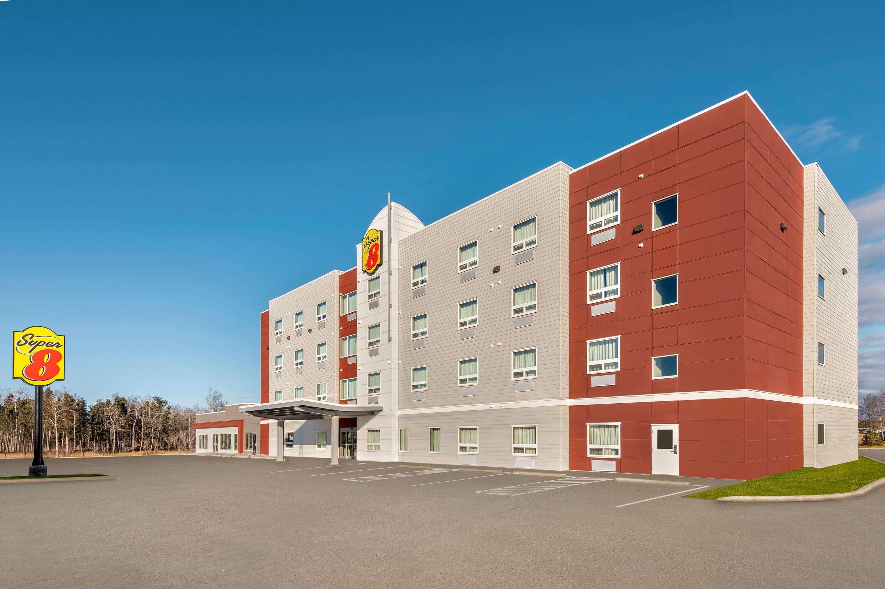 Super 8 By Wyndham Thompson Hotell Eksteriør bilde